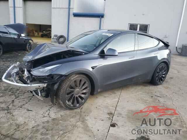 TESLA MODEL Y 2021 - 5YJYGDEF5MF121603