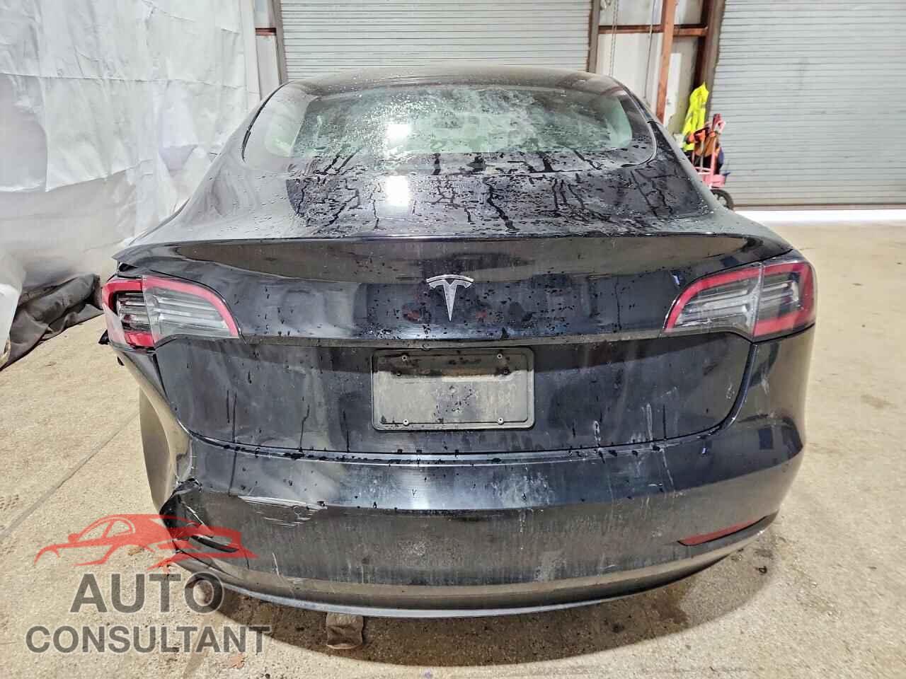 TESLA MODEL 3 2022 - 5YJ3E1EA4NF369636