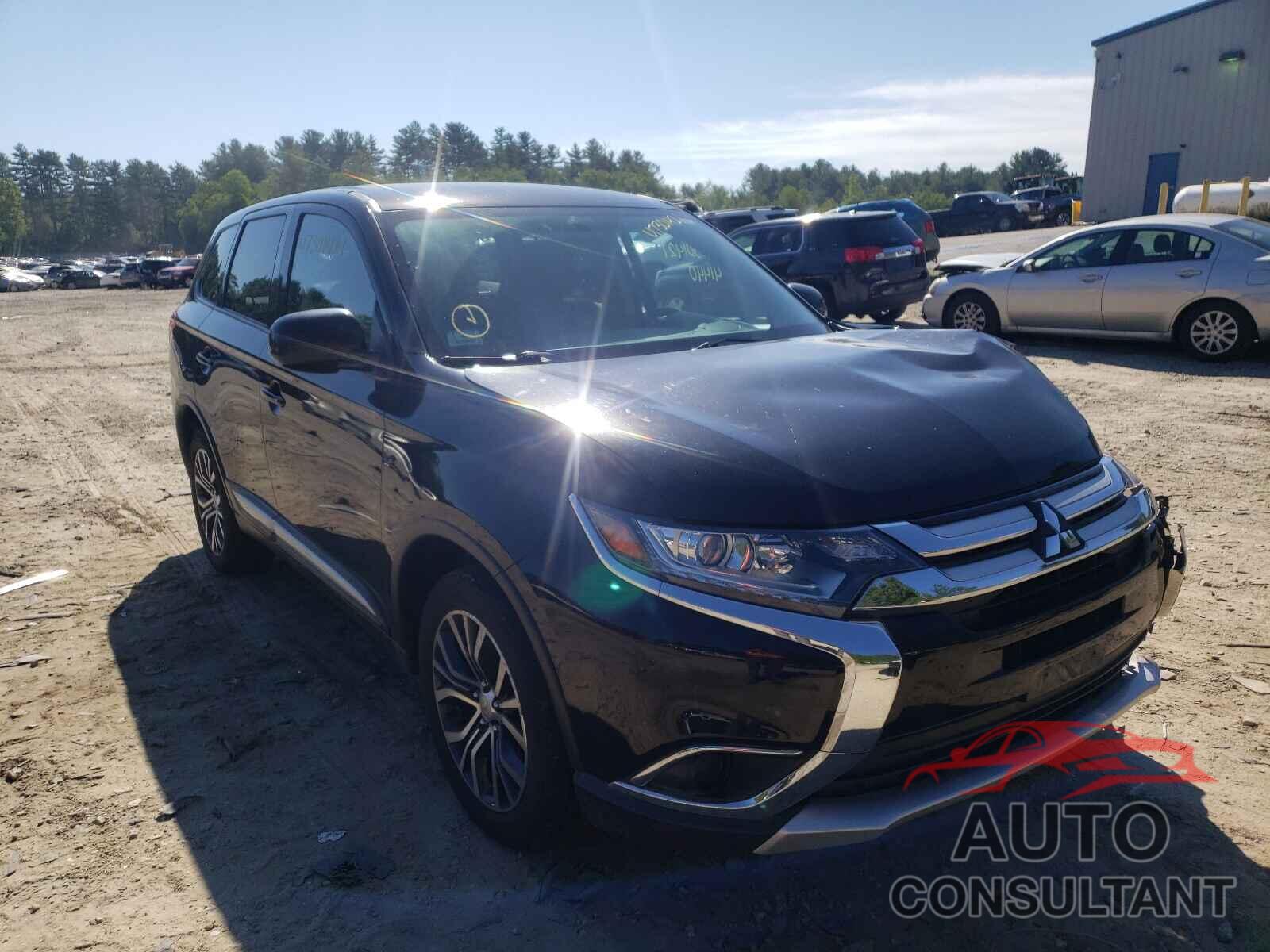 MITSUBISHI OUTLANDER 2018 - JA4AZ3A35JJ005138