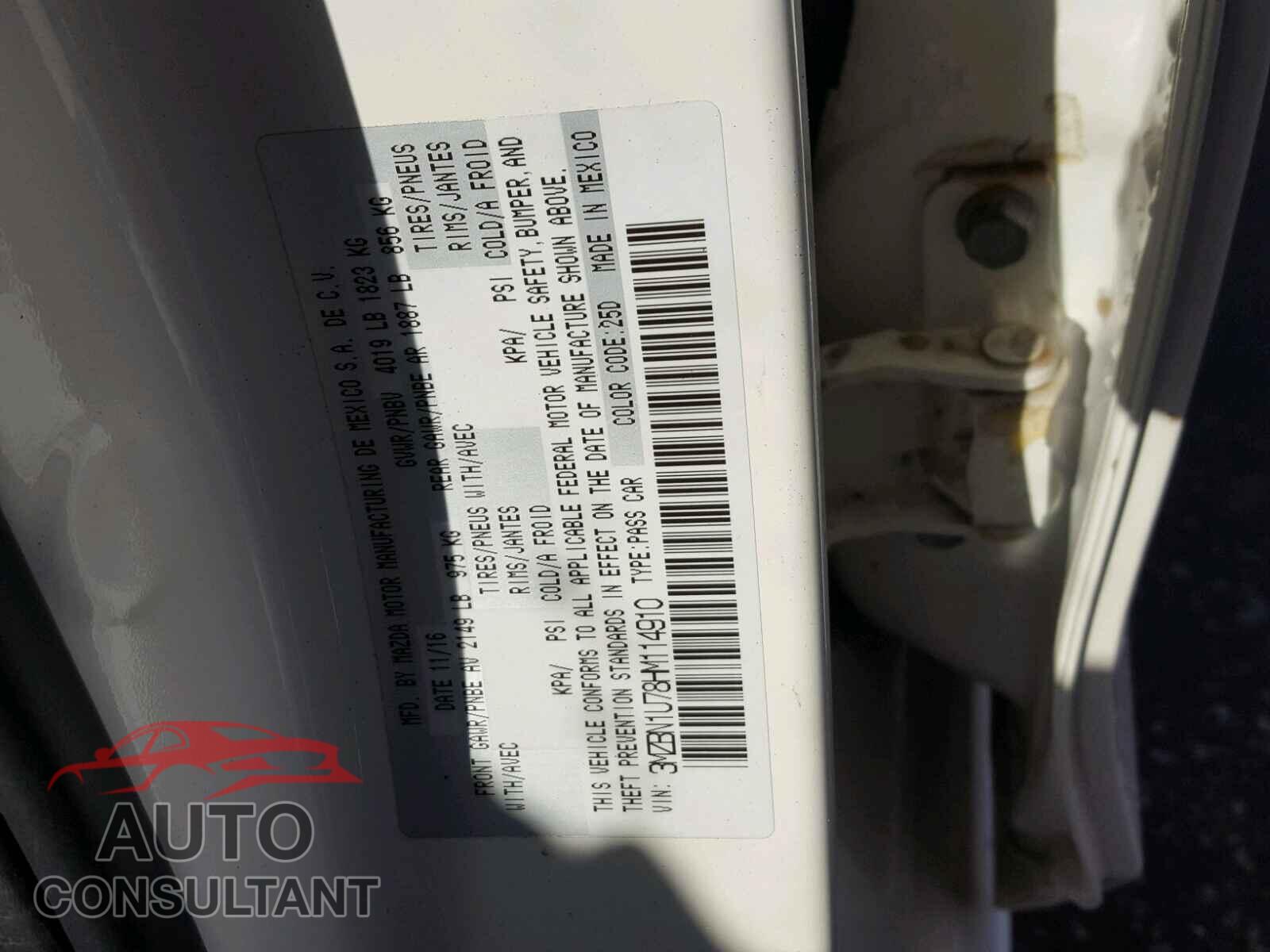 MAZDA 3 2017 - 3MZBN1U78HM114910