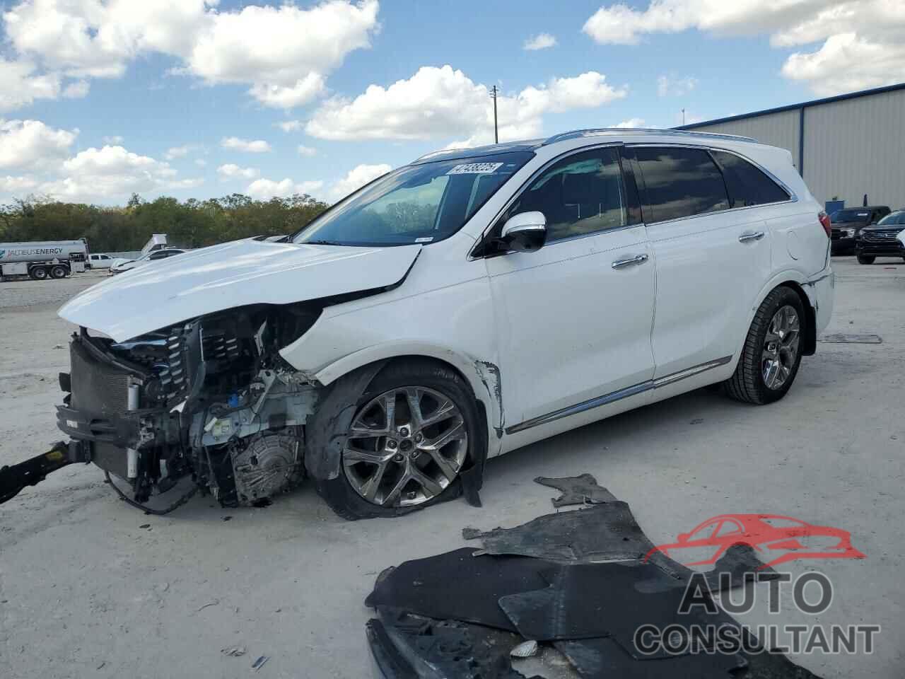 KIA SORENTO 2019 - 5XYPK4A5XKG460936