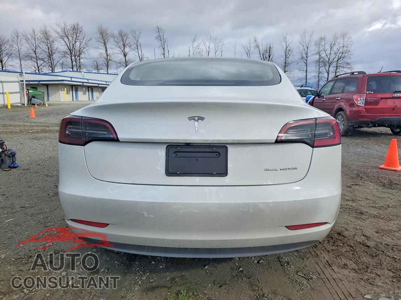 TESLA MODEL 3 2023 - 5YJ3E1EB4PF636799