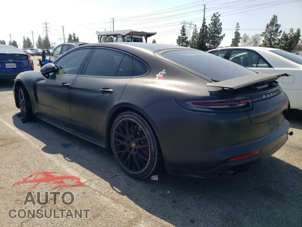 PORSCHE PANAMERA 2018 - WP0AF2A77JL140248