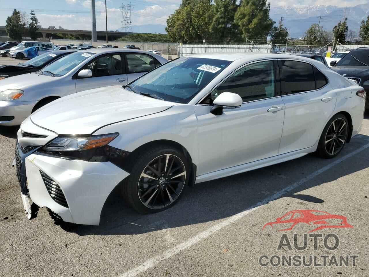 TOYOTA CAMRY 2019 - 4T1B61HK8KU777830