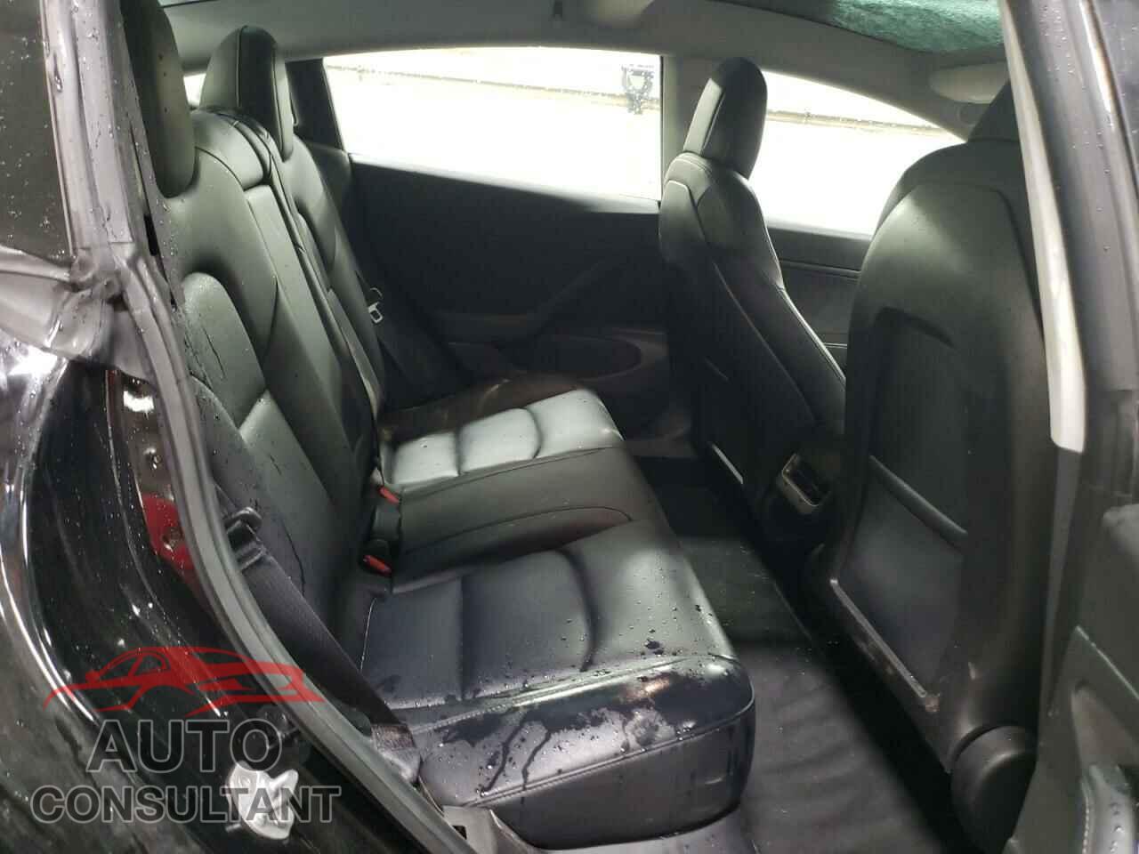 TESLA MODEL 3 2019 - 5YJ3E1EBXKF193521