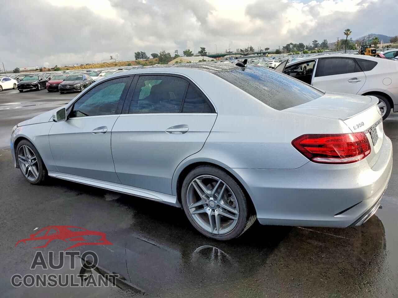 MERCEDES-BENZ E-CLASS 2014 - WDDHF5KB0EA974694
