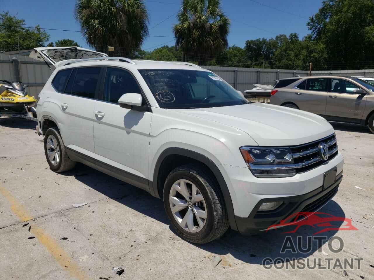 VOLKSWAGEN ATLAS 2018 - 1V2CR2CA3JC563626