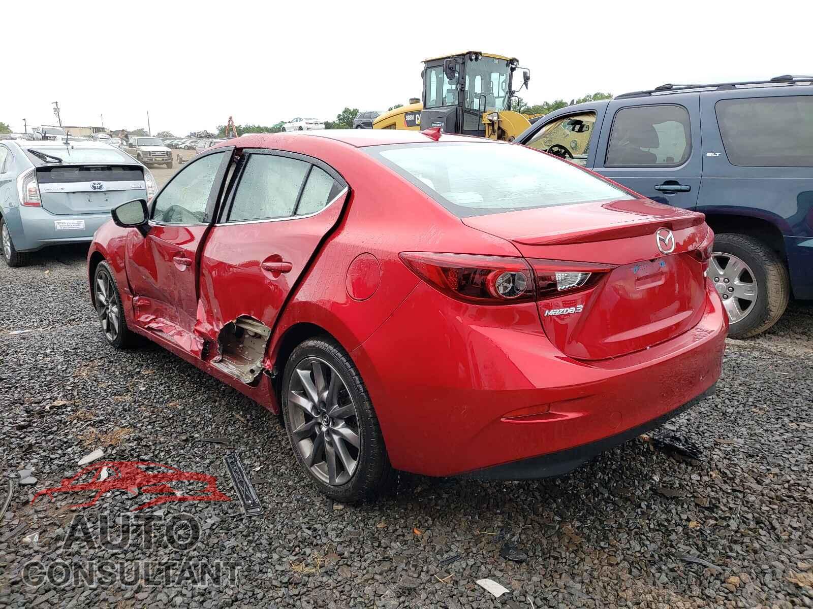 MAZDA 3 2018 - 3MZBN1W38JM164416