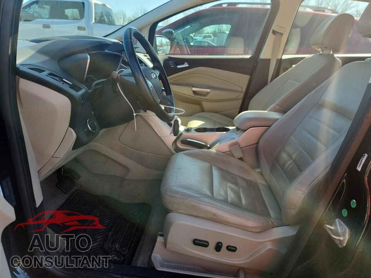 FORD CMAX 2014 - 1FADP5BU3EL501891