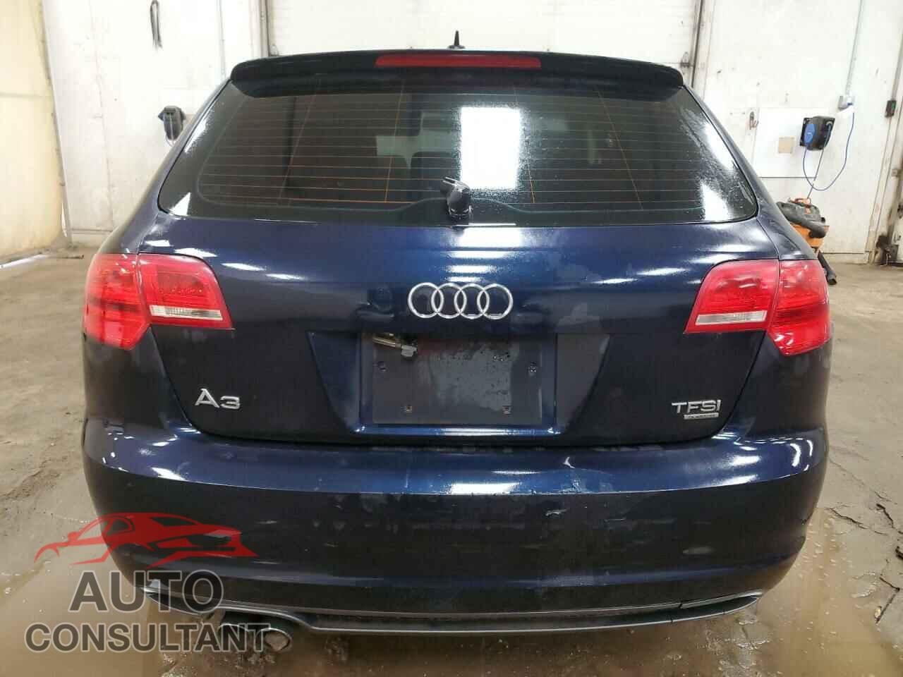 AUDI A3 2011 - WAUDFAFM9BA018278