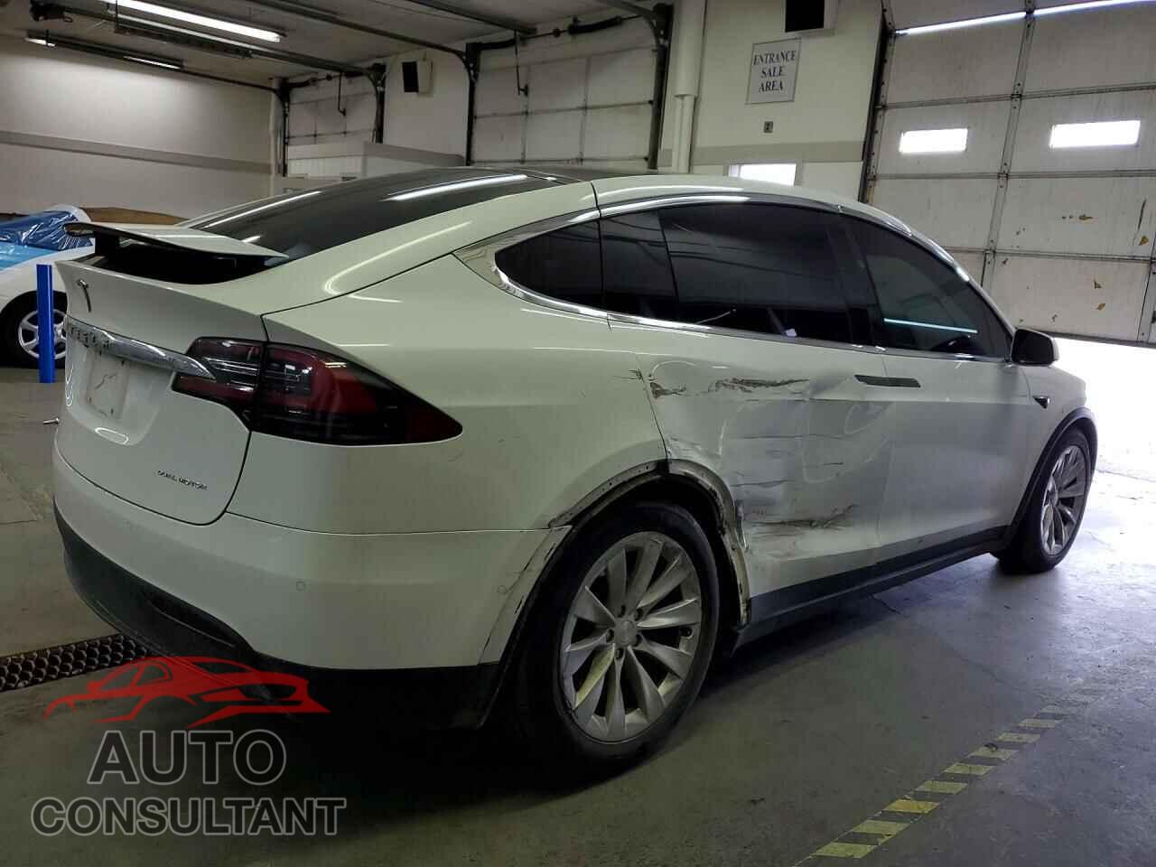 TESLA MODEL X 2021 - 5YJXCDE28MF324005