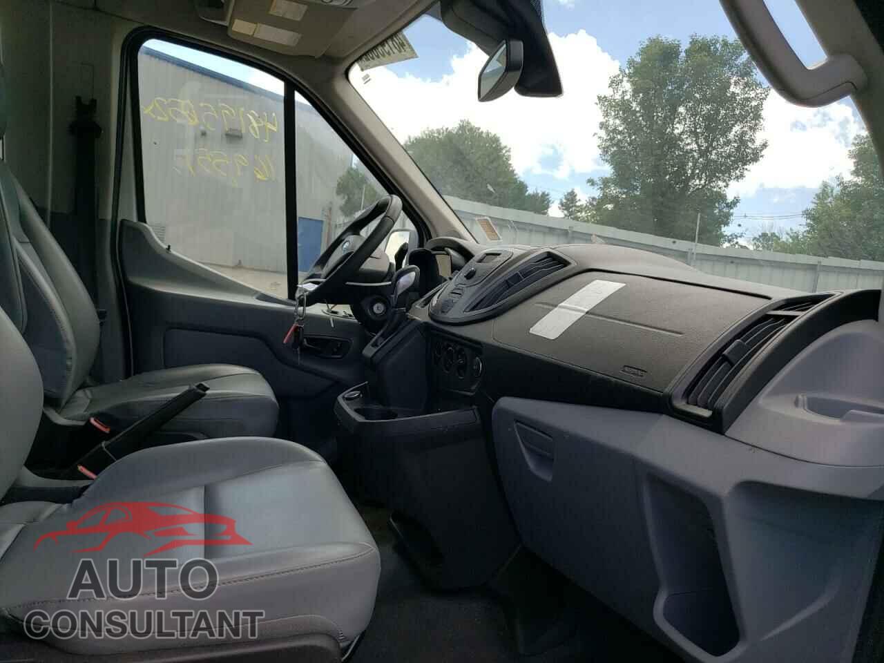 FORD TRANSIT CO 2017 - 1FBAX2CM9HKA03851