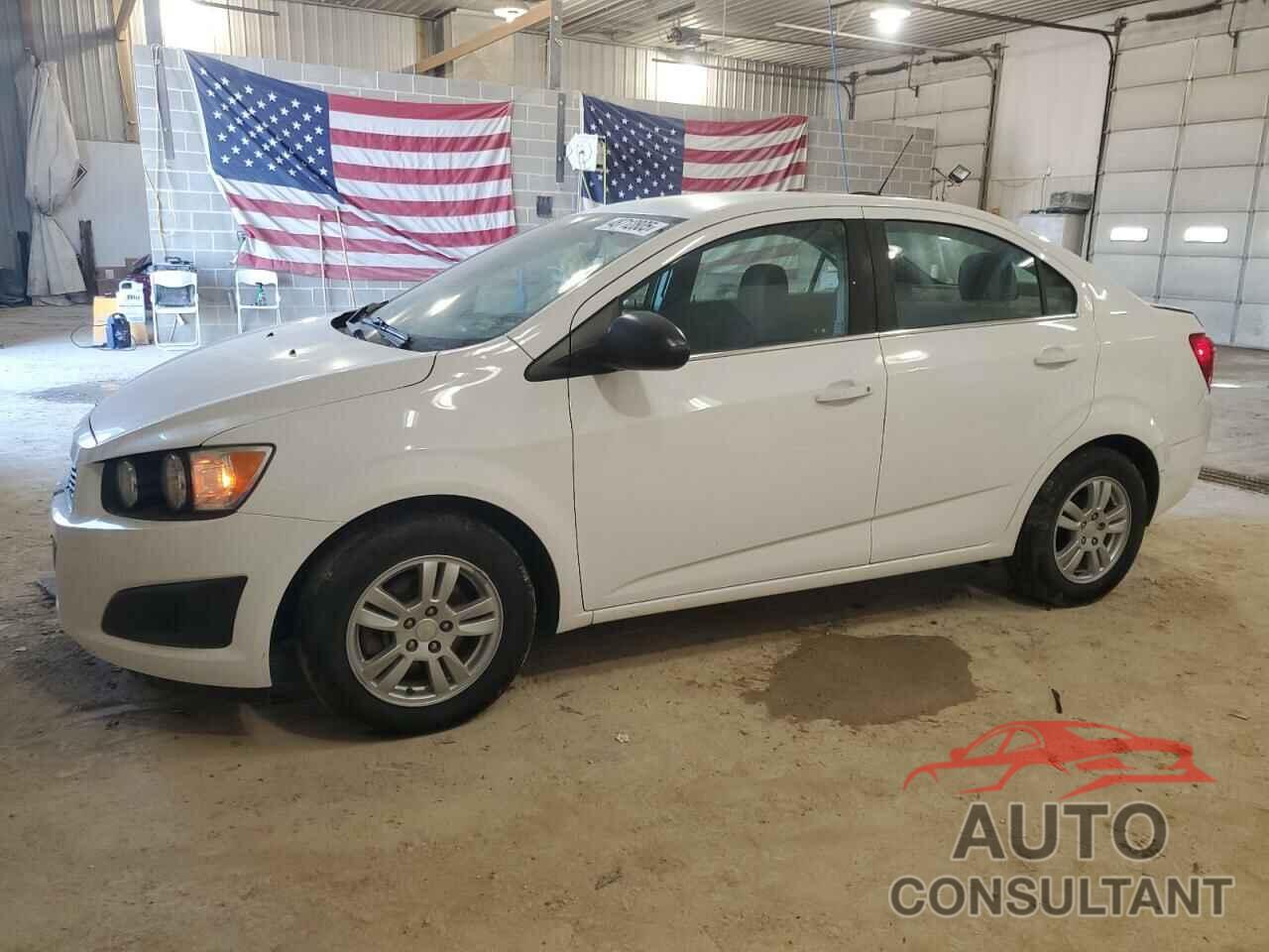 CHEVROLET SONIC 2016 - 1G1JC5SH6G4150895