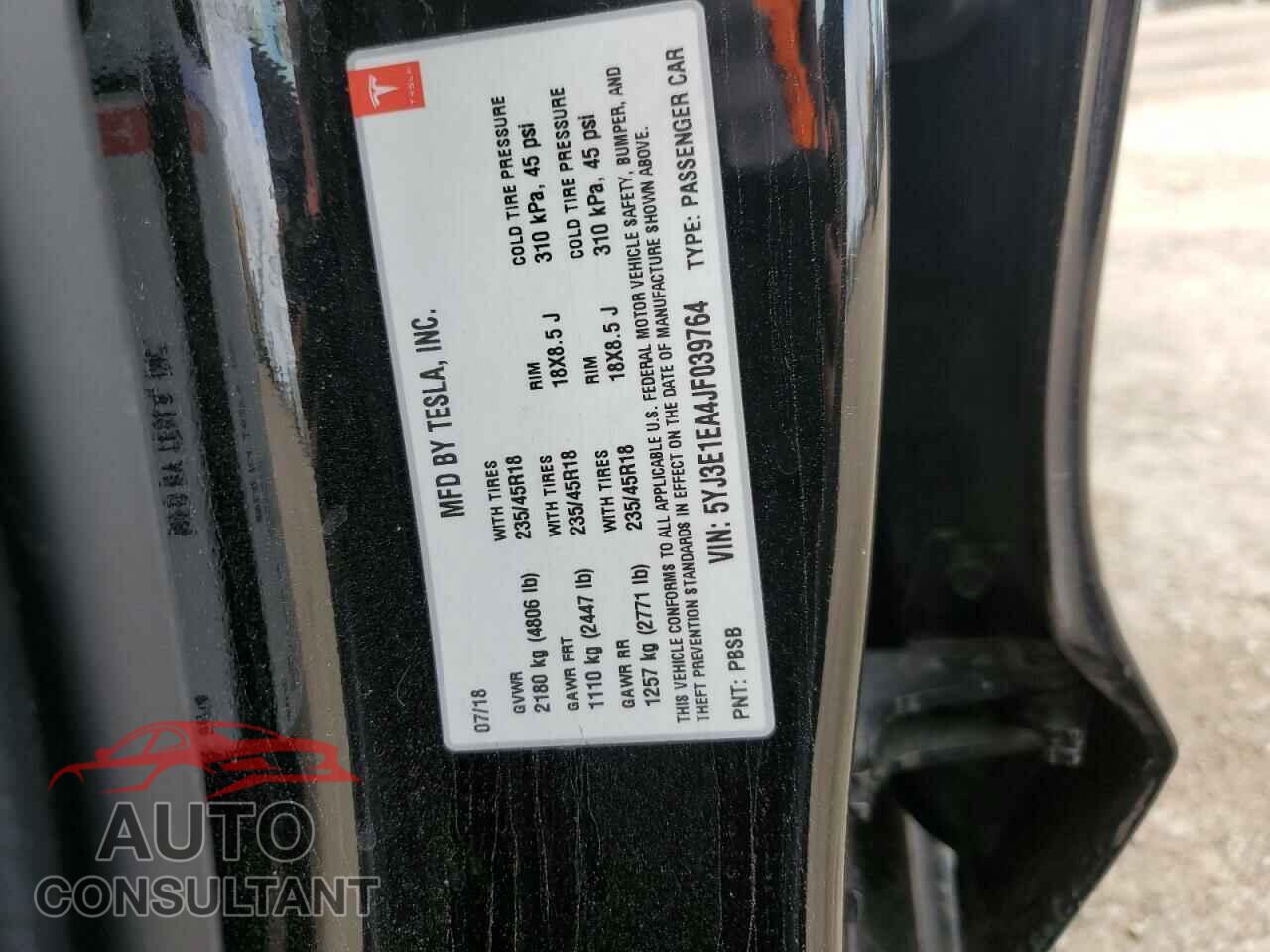 TESLA MODEL 3 2018 - 5YJ3E1EA4JF039764