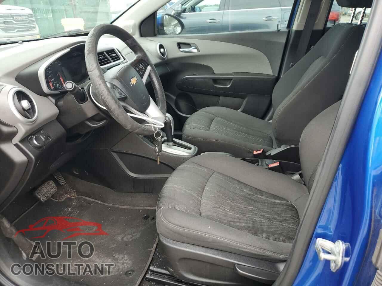 CHEVROLET SONIC 2017 - 1G1JD5SH9H4131692