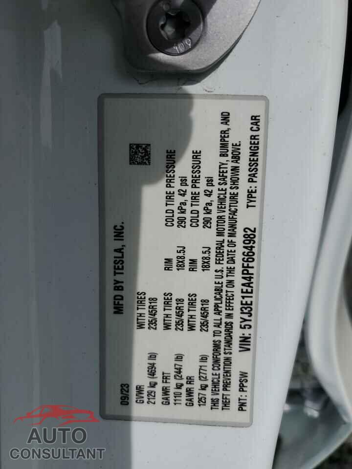 TESLA MODEL 3 2023 - 5YJ3E1EA4PF664982