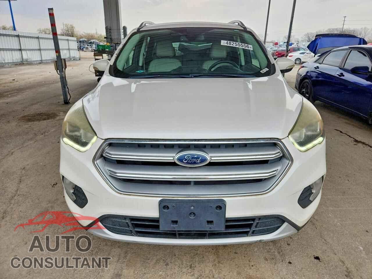 FORD ESCAPE 2017 - 1FMCU9J90HUD86681