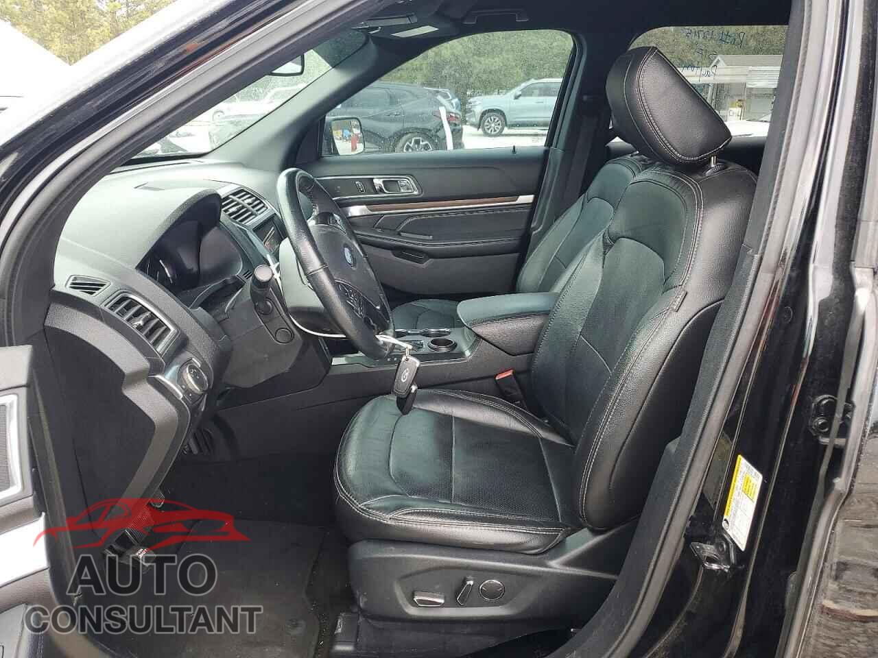 FORD EXPLORER 2018 - 1FM5K7F89JGB10958