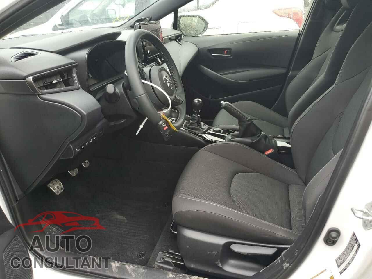 TOYOTA GR COROLLA 2023 - JTNABAAE5PA007721