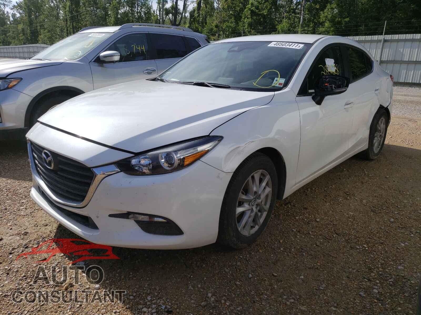 MAZDA 3 2018 - 3MZBN1U74JM187164