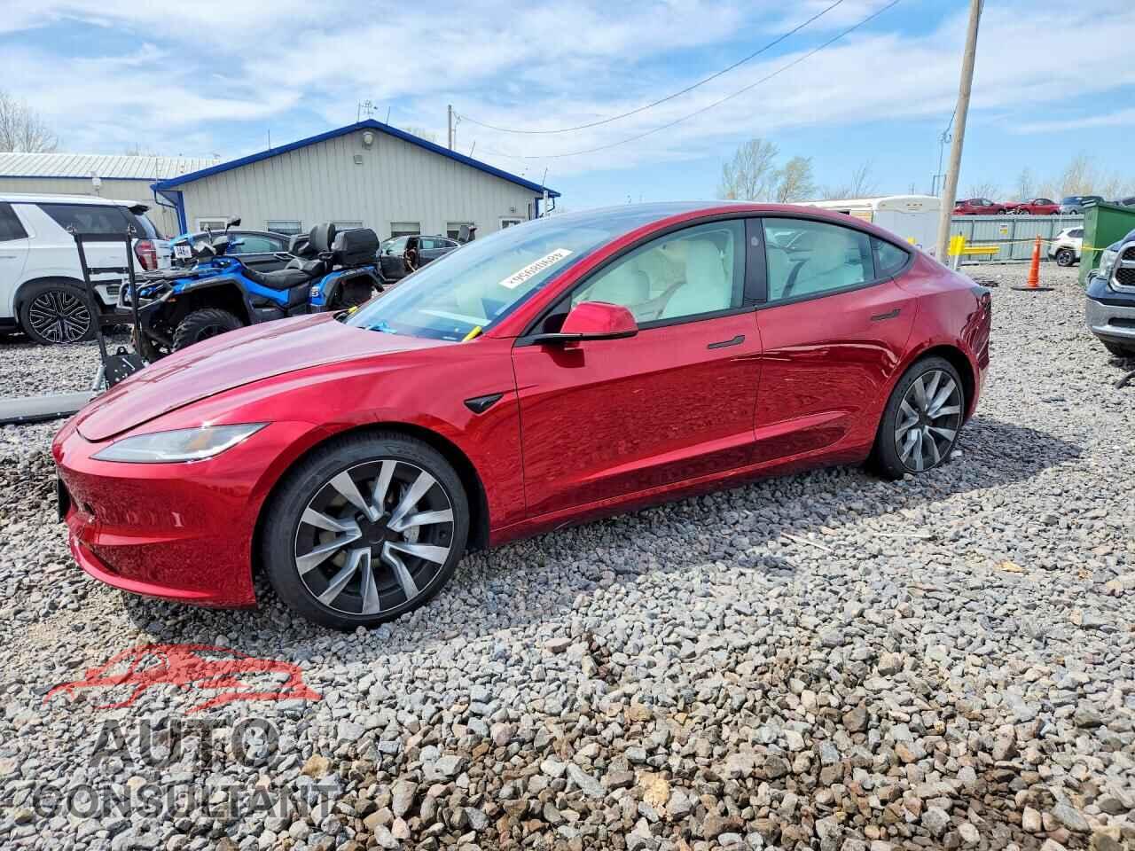 TESLA MODEL 3 2024 - 5YJ3E1EB7RF854528