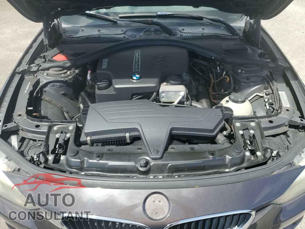 BMW 3 SERIES 2013 - WBA3A5G58DNP24436