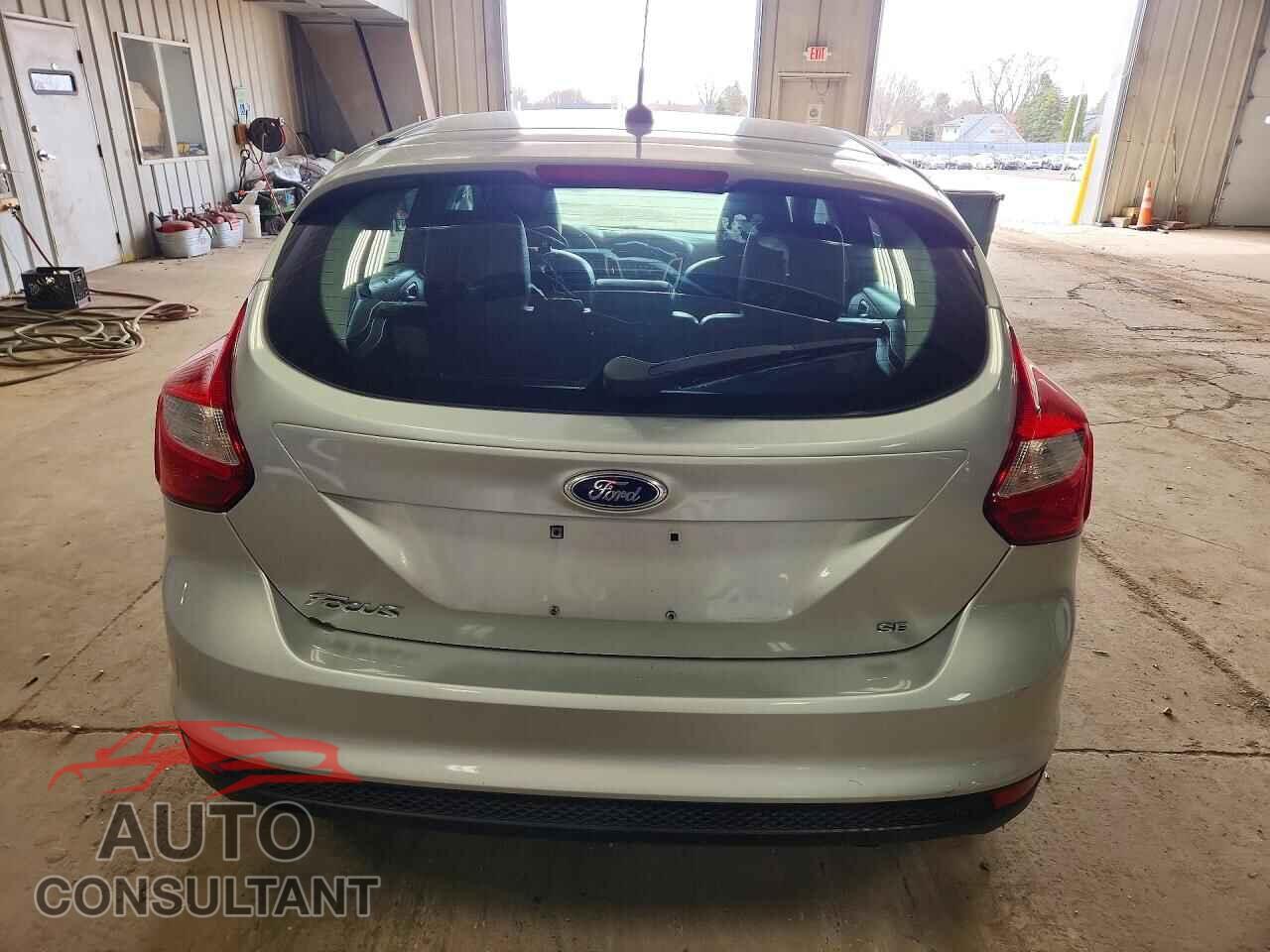 FORD FOCUS 2014 - 1FADP3K20EL333680