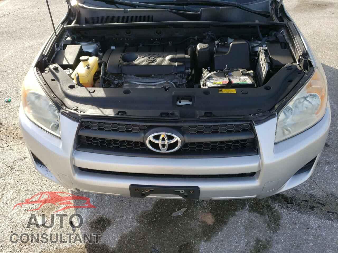 TOYOTA RAV4 2011 - 2T3BF4DV8BW110829