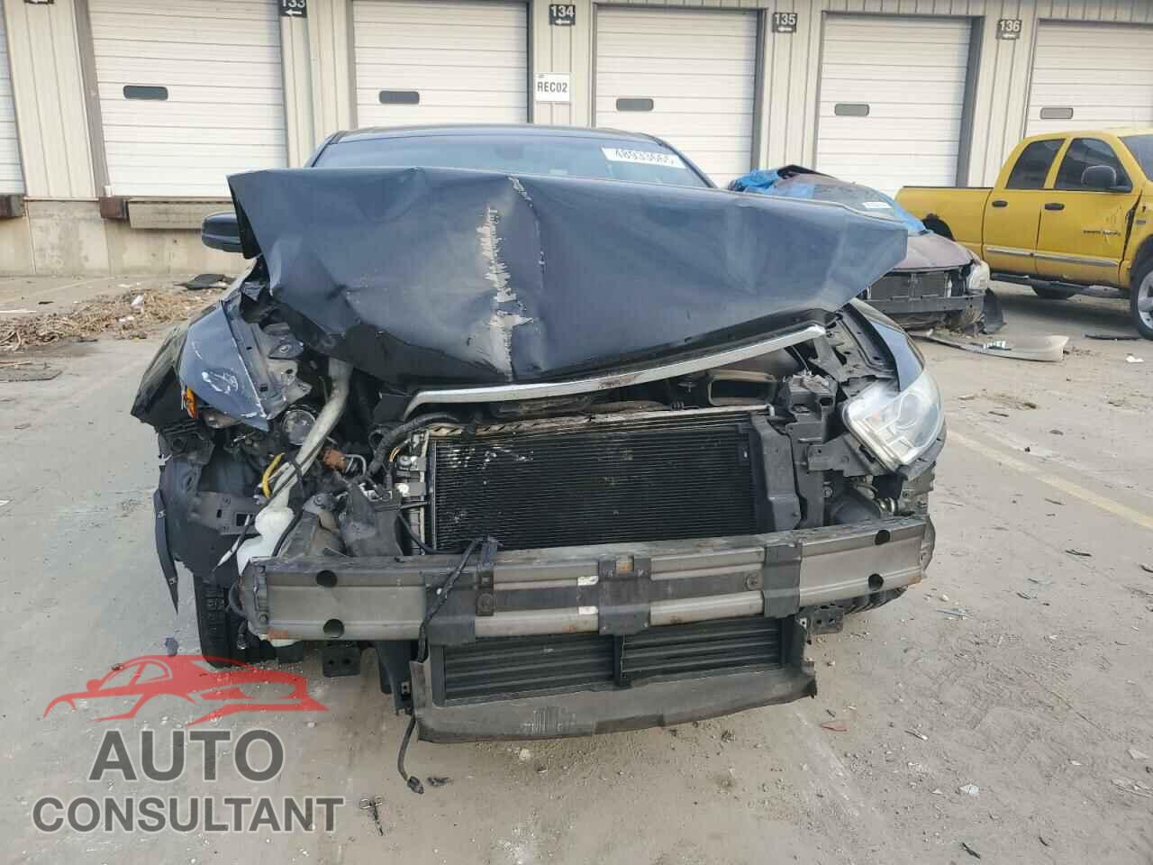 FORD TAURUS 2013 - 1FAHP2E86DG104892