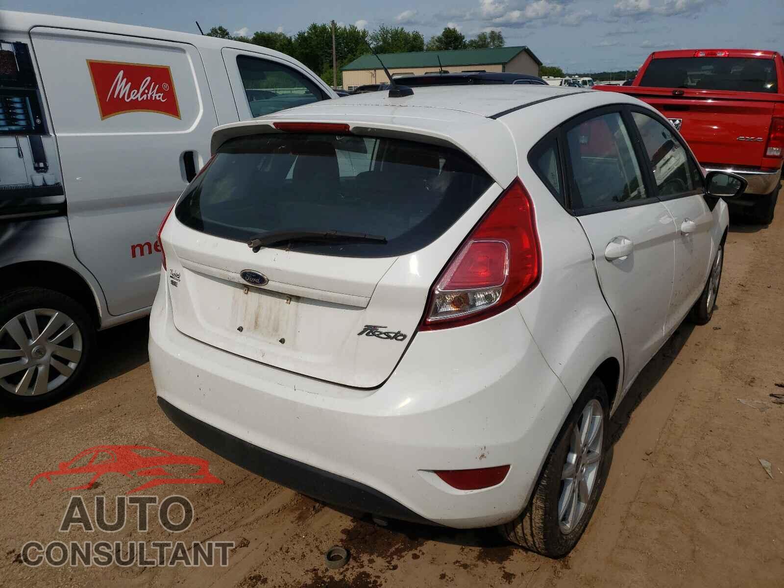 FORD FIESTA 2016 - 3FADP4EJ6GM165845