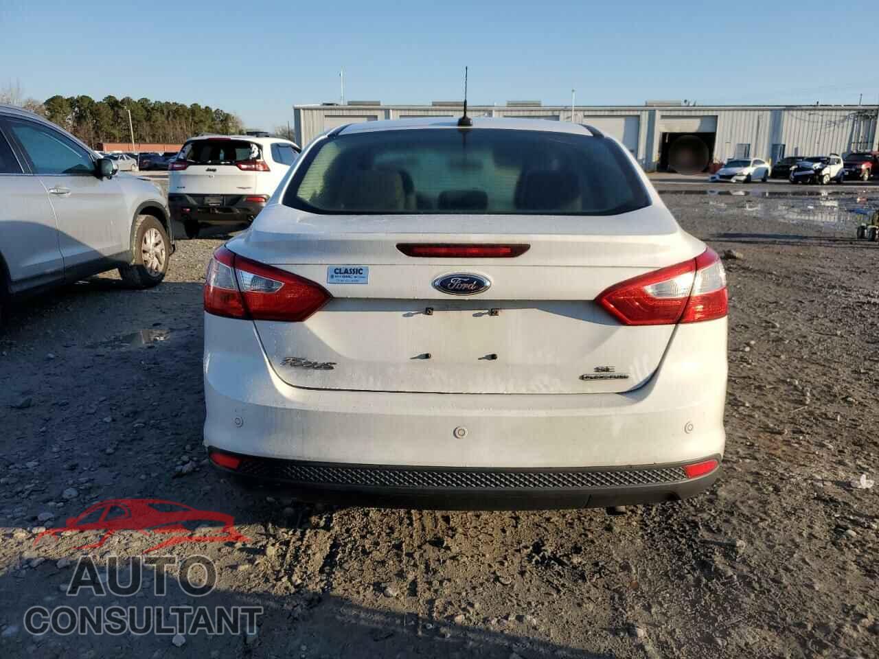 FORD FOCUS 2014 - 1FADP3F21EL266193