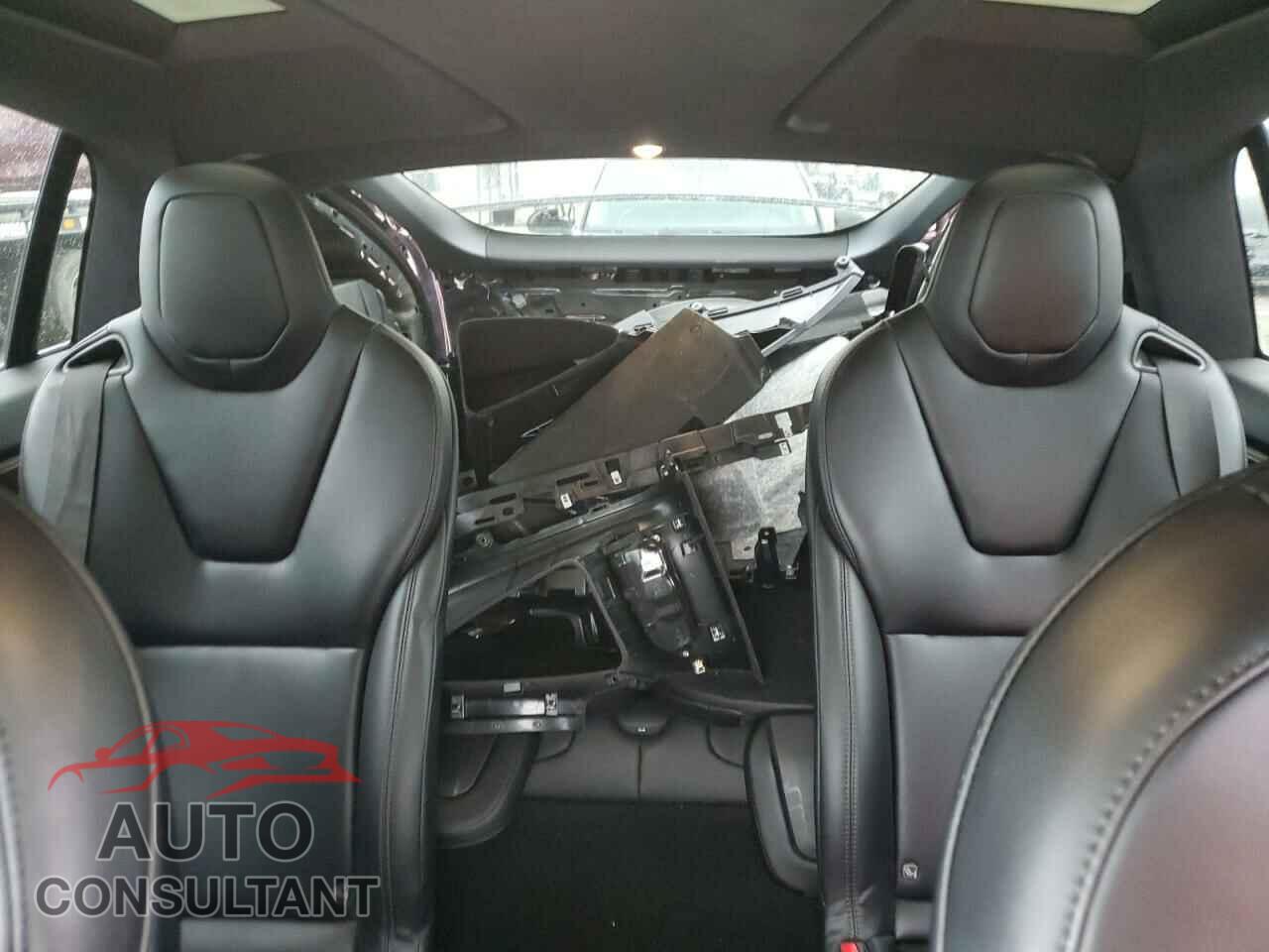 TESLA MODEL X 2020 - 5YJXCBE25LF305575