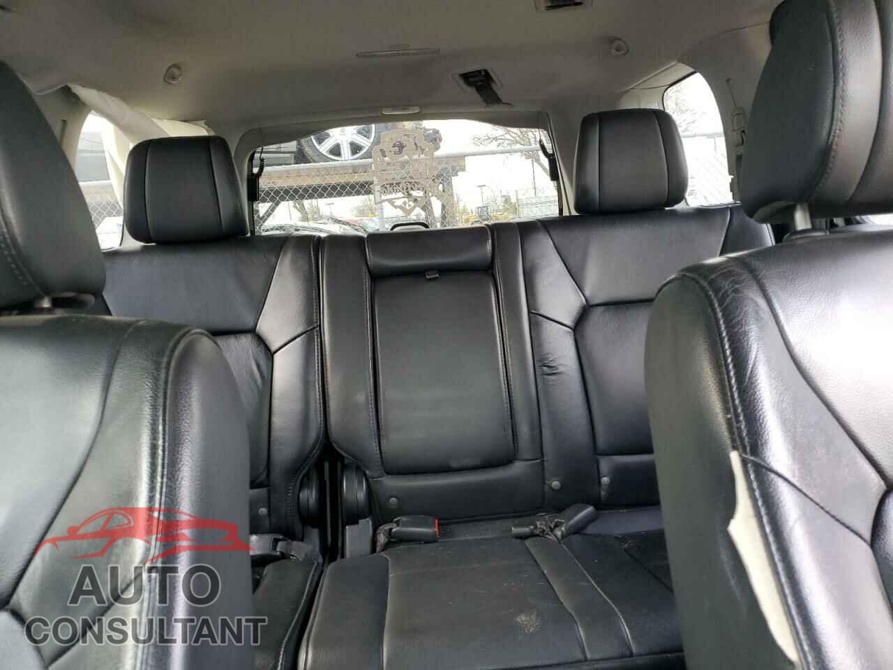 HONDA PILOT 2013 - 5FNYF3H57DB035709
