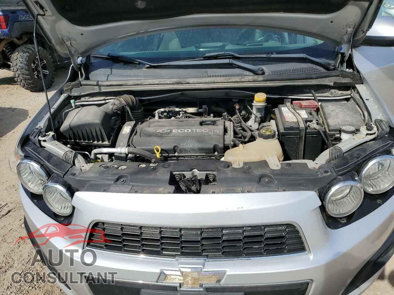 CHEVROLET SONIC 2014 - 1G1JA5SH4E4213821