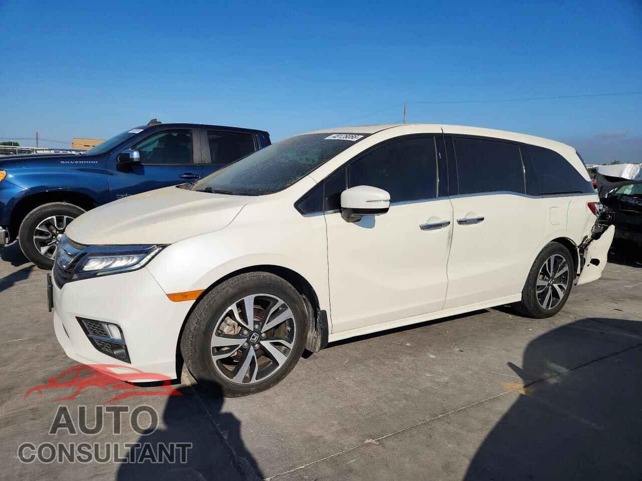 HONDA ODYSSEY 2018 - 5FNRL6H96JB034984