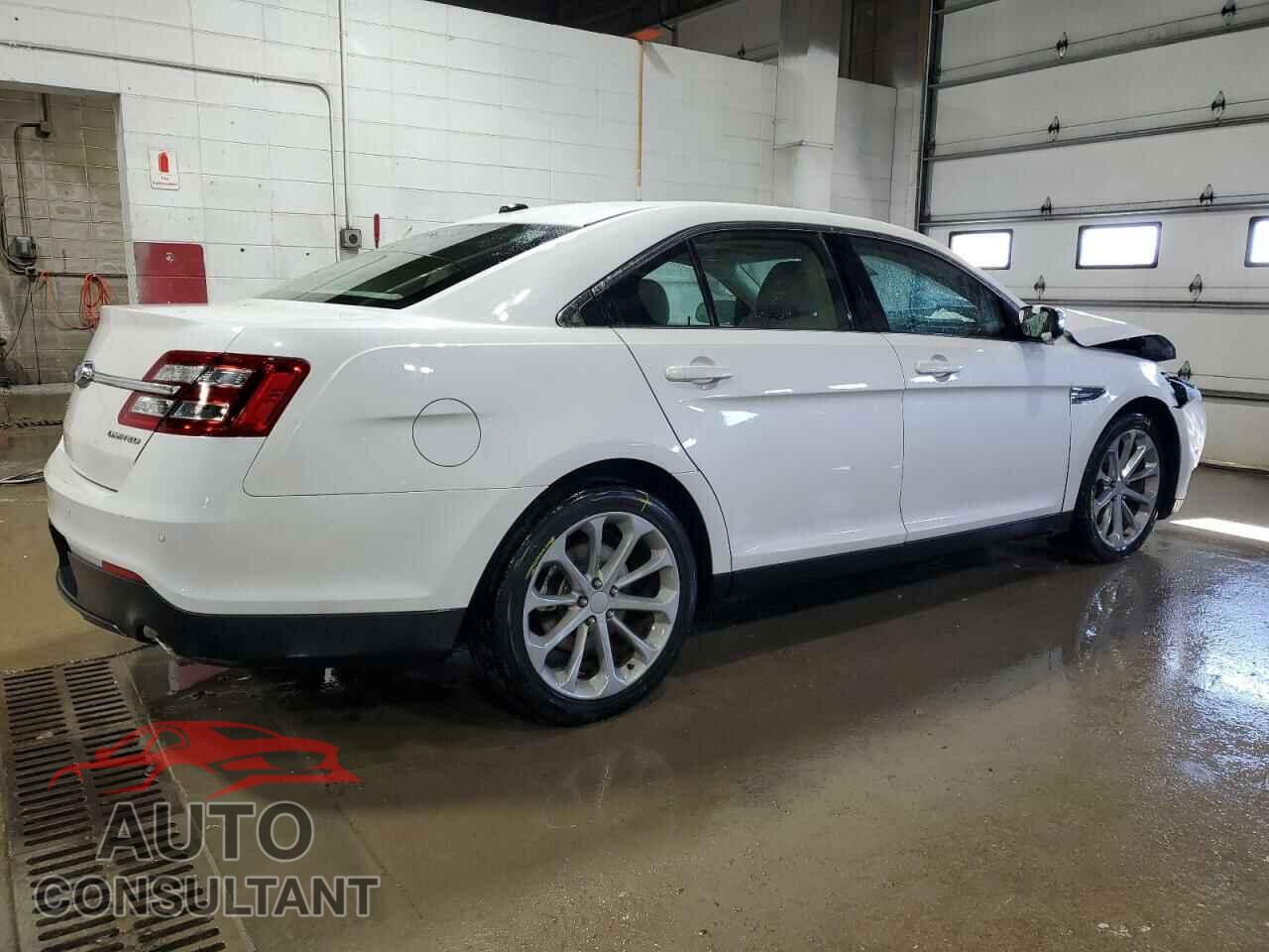 FORD TAURUS 2015 - 1FAHP2F88FG181927