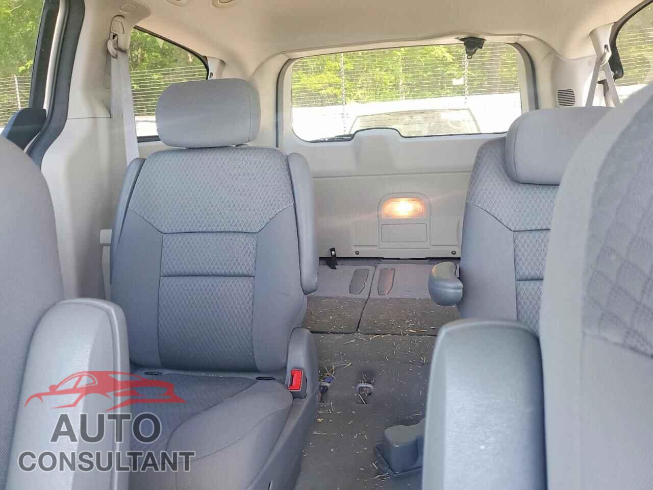 DODGE CARAVAN 2010 - 2D4RN4DE2AR111374