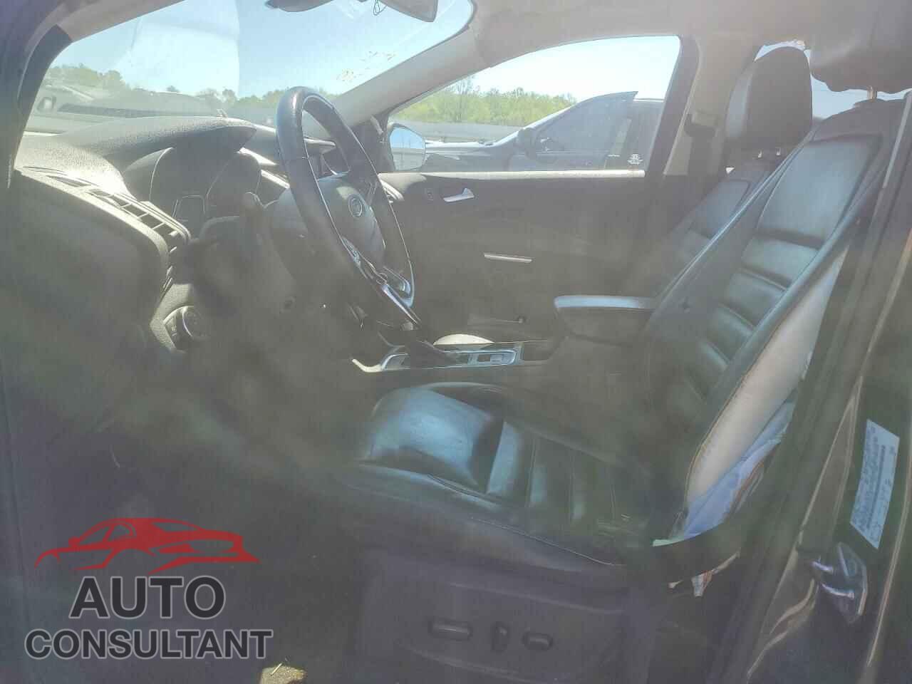 FORD ESCAPE 2017 - 1FMCU0JD9HUD03734