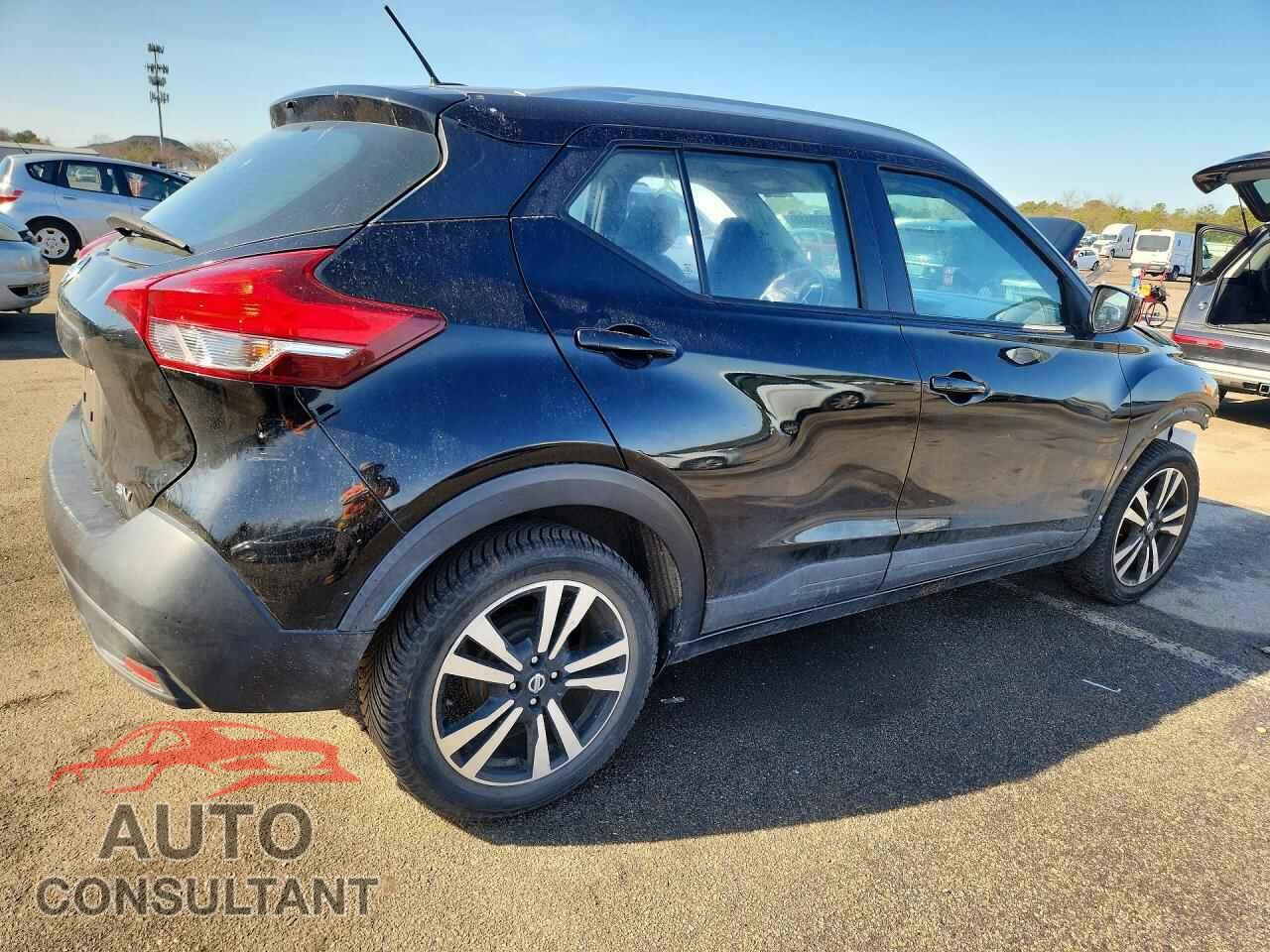 NISSAN KICKS 2019 - 3N1CP5CU3KL532579