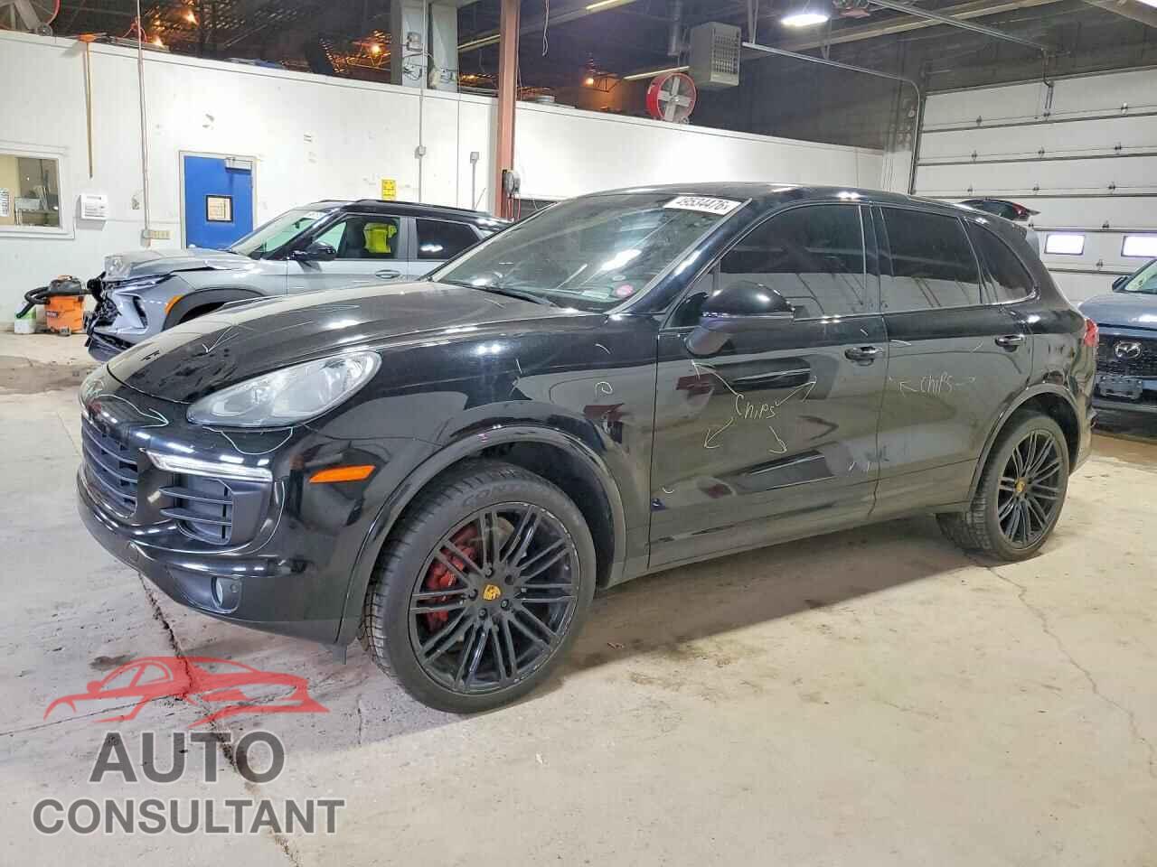 PORSCHE CAYENNE 2017 - WP1AA2A21HKA80193