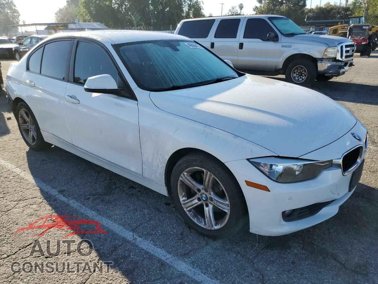 BMW 3 SERIES 2015 - WBA3C1C52FP853191