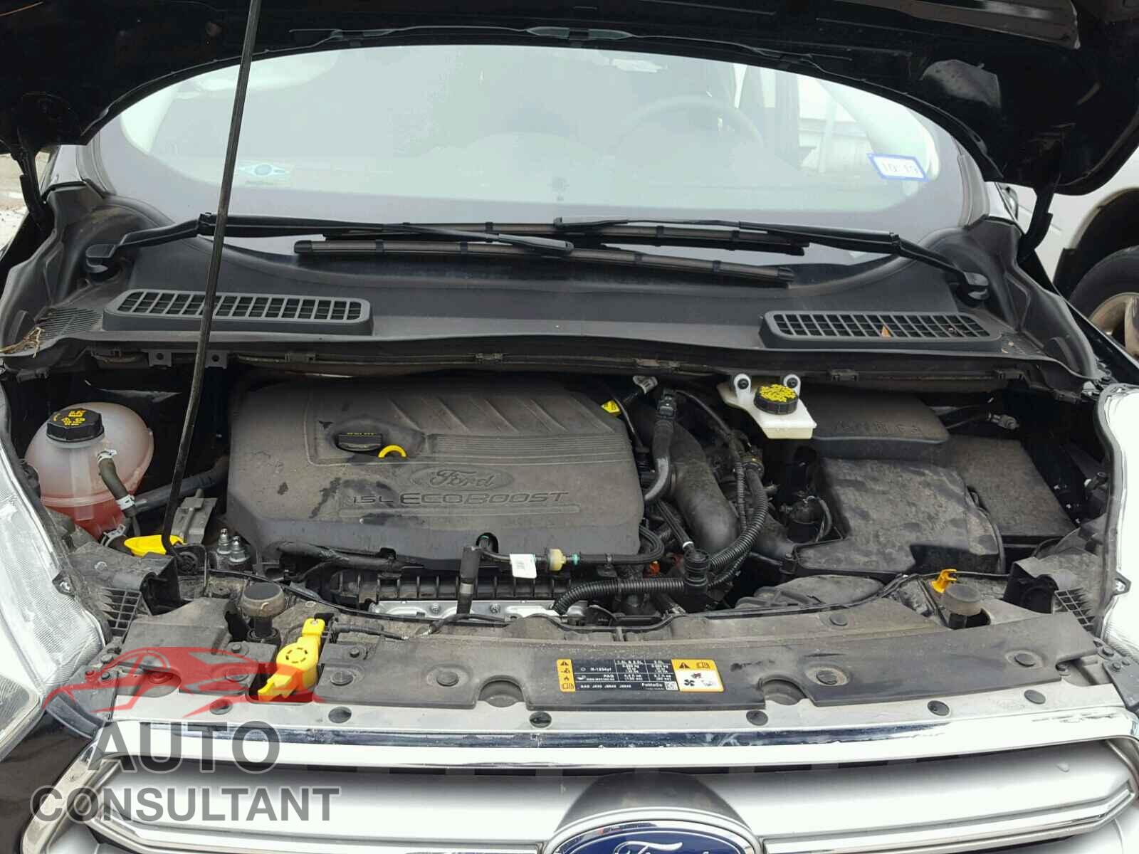 FORD ESCAPE SE 2017 - 1FMCU0GD9HUE62776