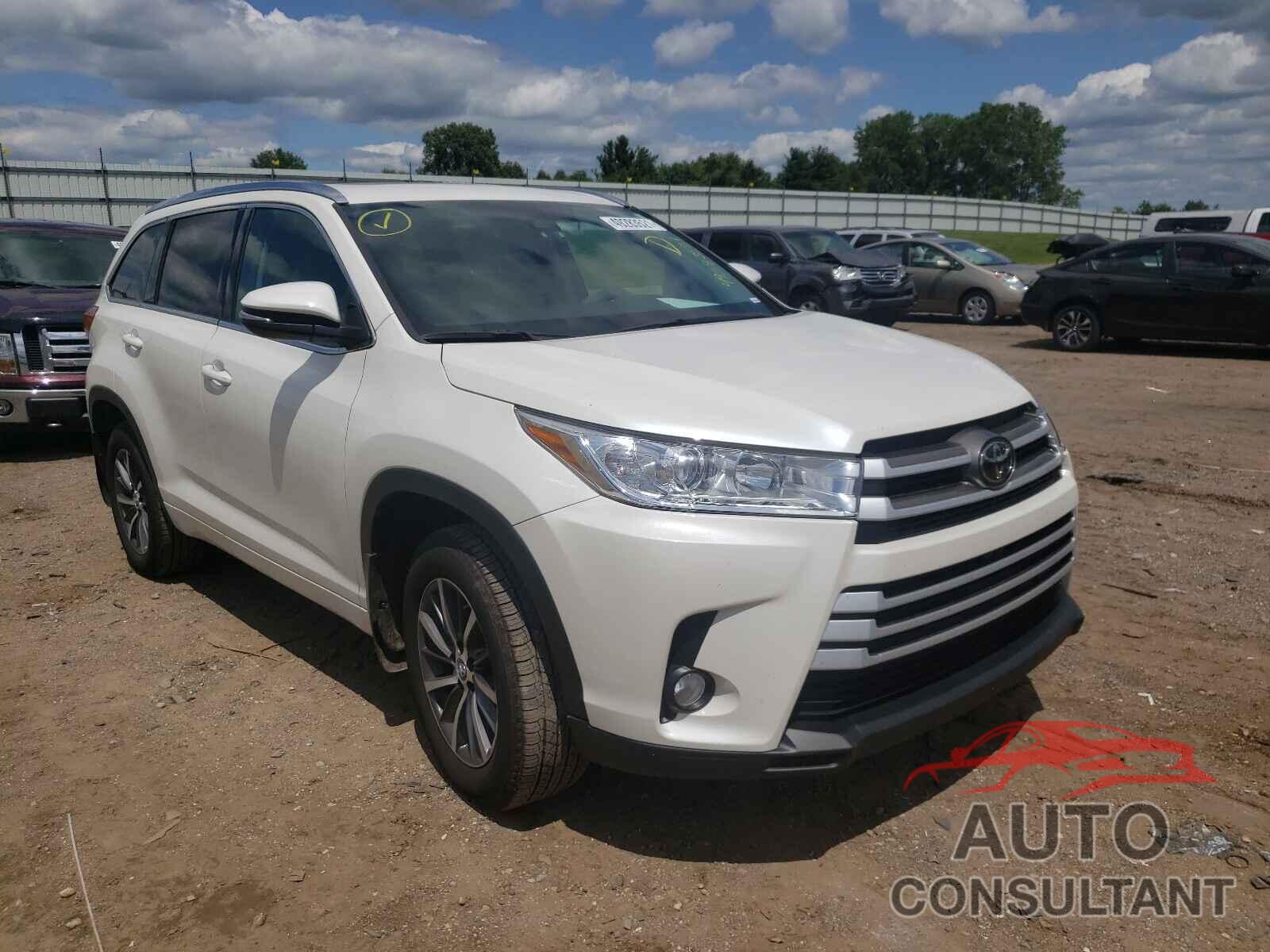 TOYOTA HIGHLANDER 2018 - 5TDJZRFH6JS865355