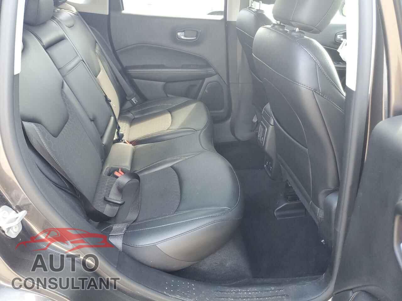 JEEP COMPASS 2019 - 3C4NJDBB8KT806912