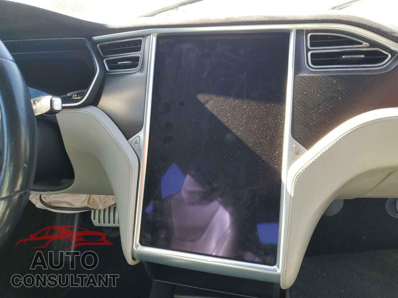 TESLA MODEL S 2016 - 5YJSA1E43GF141177