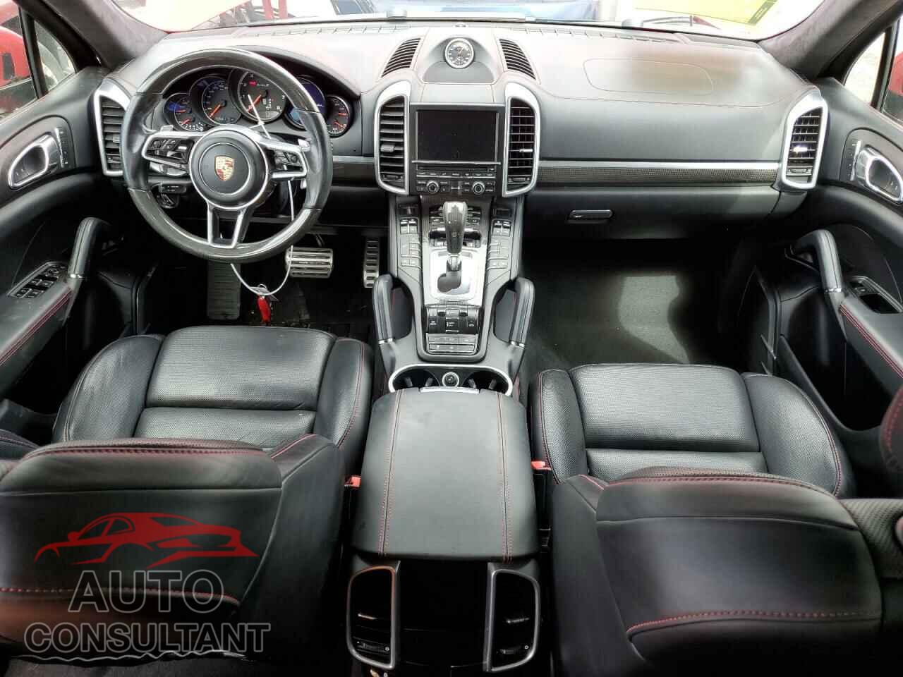 PORSCHE CAYENNE 2016 - WP1AC2A29GLA85130