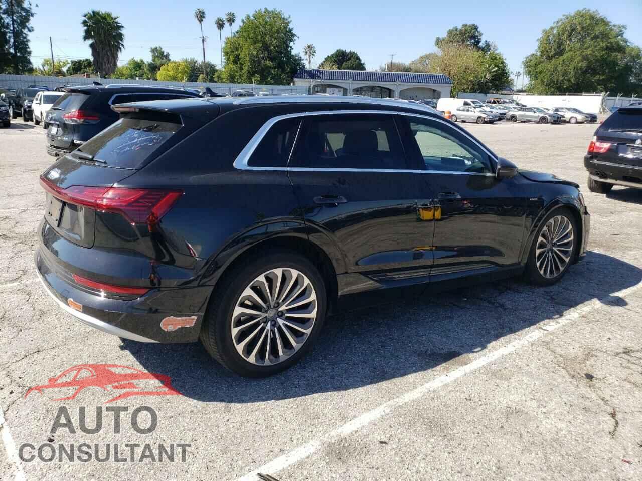AUDI E-TRON 2019 - WA1VAAGE6KB024377