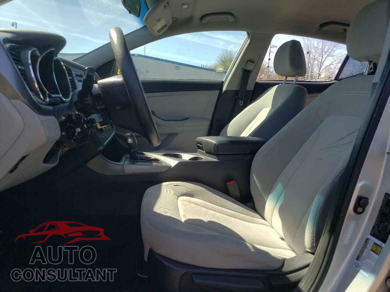 KIA OPTIMA 2011 - KNAGM4A76B5167536
