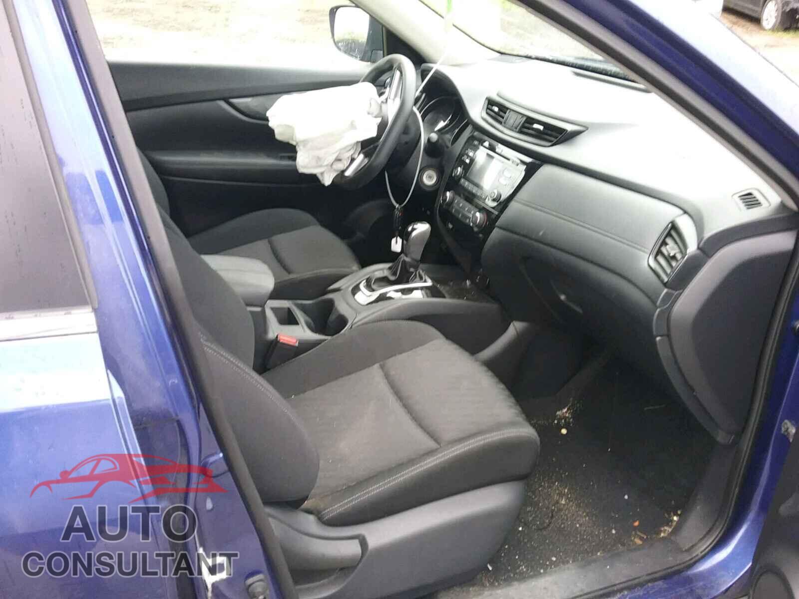 NISSAN ROGUE S 2017 - KNMAT2MV3HP519351