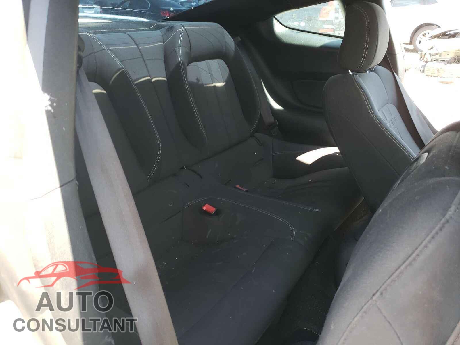 FORD MUSTANG 2019 - 1FA6P8TH9K5114709